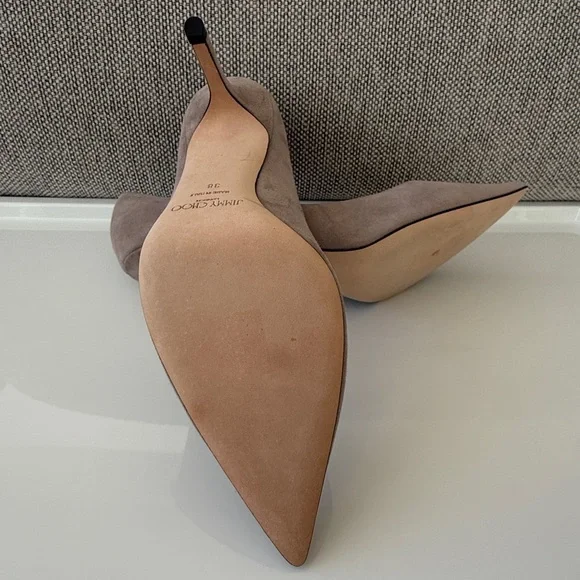Brand New Jimmy Choo Suede Pump Size 38